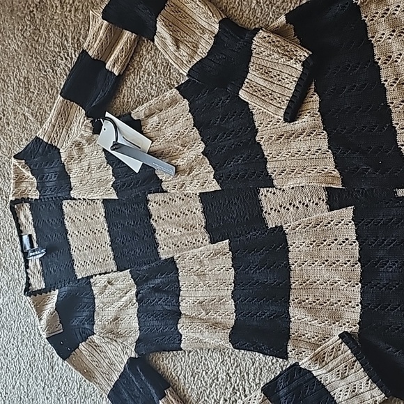 O'Neil Stripped Sweater - Picture 5 of 6